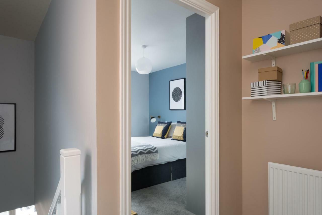 Coventry Jlr Guest House Extérieur photo