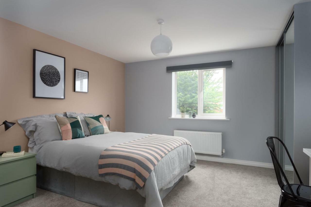 Coventry Jlr Guest House Extérieur photo